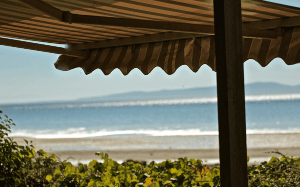 Instalación Toldo en Fuerteventura, vivienda frente a la playa